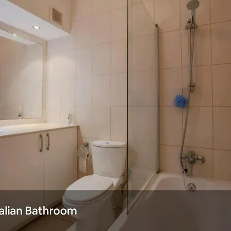 2 Bed Luxury Apartment. * ペイヤ